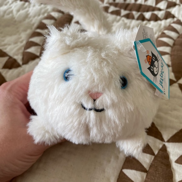 Jellycat Cream Kitten Caboodle *retired* - Picture 2 of 7